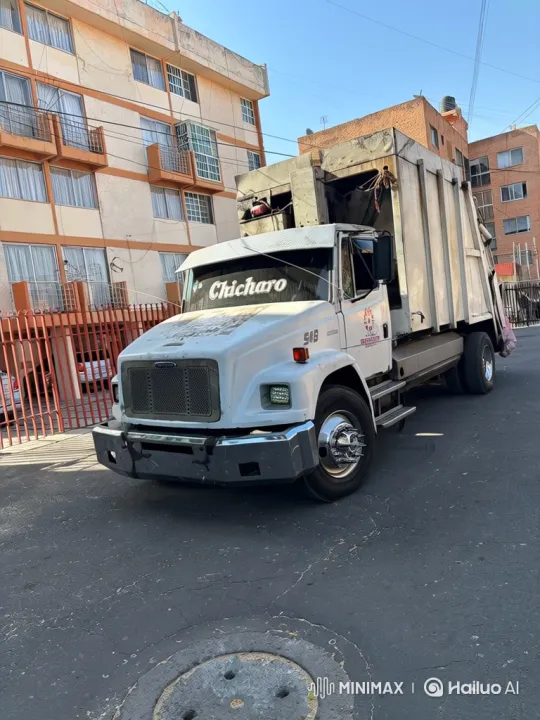 Chicharo Garbage Truck Lowering Its Suspension – AI Generated Video | Hailuo AI