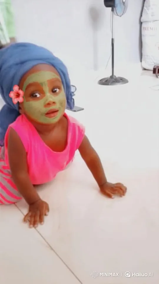 Toddler Enjoys Playful Spa Day with Engaging Gaze – AI Generated Video | Hailuo AI