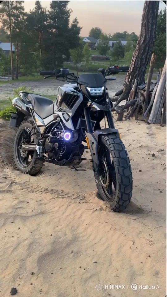 Motorcycle to Earth: Epic Cinematic Zoom-Out – AI Generated Video | Hailuo AI