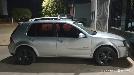 Silver Hatchback Simulates Adjustable Suspension Lowering – AI Generated Video | Hailuo AI
