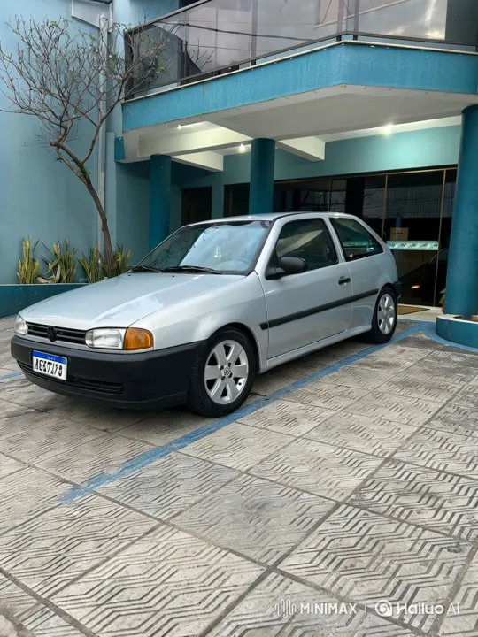 Silver Hatchback Lowering Suspension Display – AI Generated Video | Hailuo AI