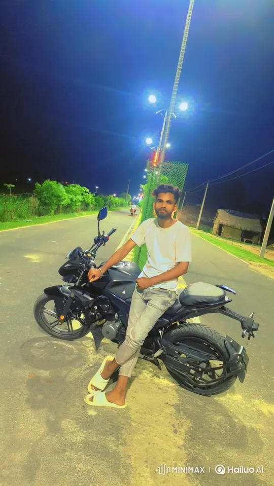 Young Man Boards Luxury Rolls-Royce on Quiet Night Road – AI Generated Video | Hailuo AI