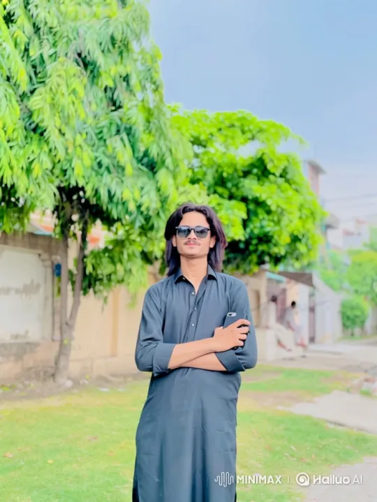 Young Couple Shares Serene Moment in Urban Park – AI Generated Video | Hailuo AI