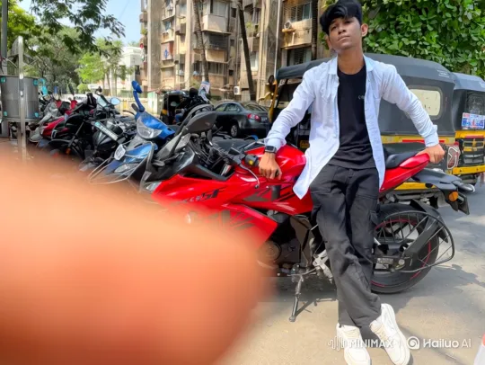 Young Couple Shares Quiet Moment in Golden-Hour Park – AI Generated Video | Hailuo AI