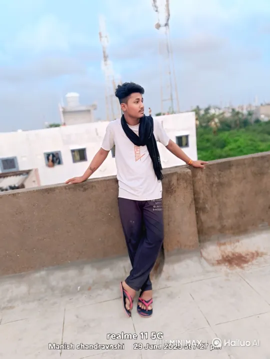 Young Couple Shares Quiet Moment on Urban Rooftop – AI Generated Video | Hailuo AI