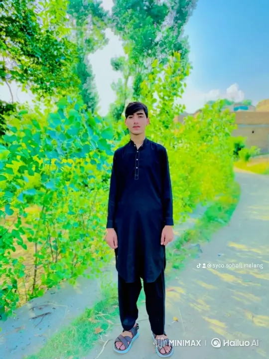 Serene Couple in Nature Embrace Quiet Connection – AI Generated Video | Hailuo AI