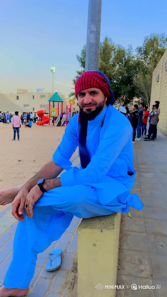 Man in Blue Outfit Watches G Wagon Pass By – AI Generated Video | Hailuo AI