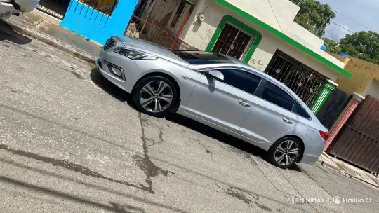 Sleek Sedan Demonstrates Advanced Suspension Dynamics – AI Generated Video | Hailuo AI