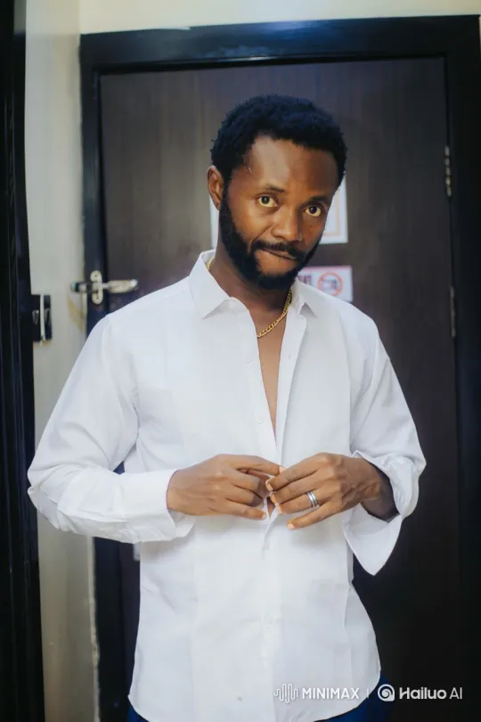Confident Man Flaunts Physique in Striking Video – AI Generated Video | Hailuo AI