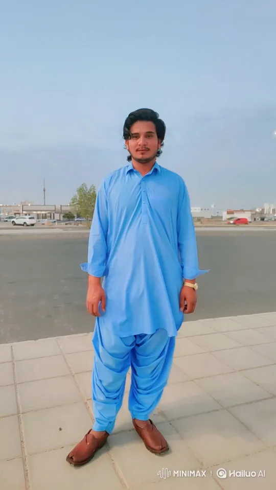 Romantic Connection at Golden Hour Park – AI Generated Video | Hailuo AI