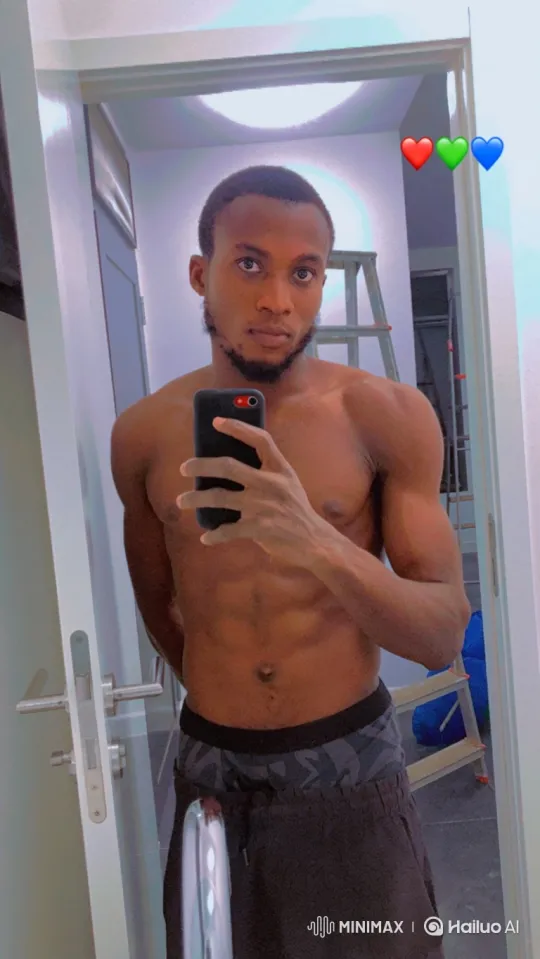 Young Man's Mirrored Transformation into a Tattooed, Dreadlocked Individual – AI Generated Video | Hailuo AI