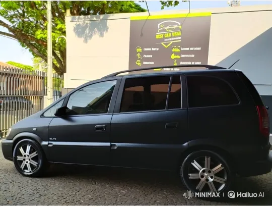 Custom Minivan Transforms with Air Suspension – AI Generated Video | Hailuo AI