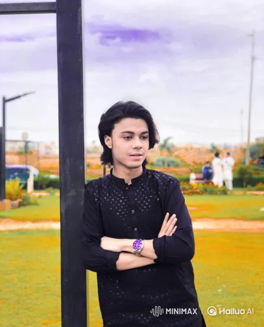 Young Couple's Serene Moment in a Golden-Hour Park – AI Generated Video | Hailuo AI