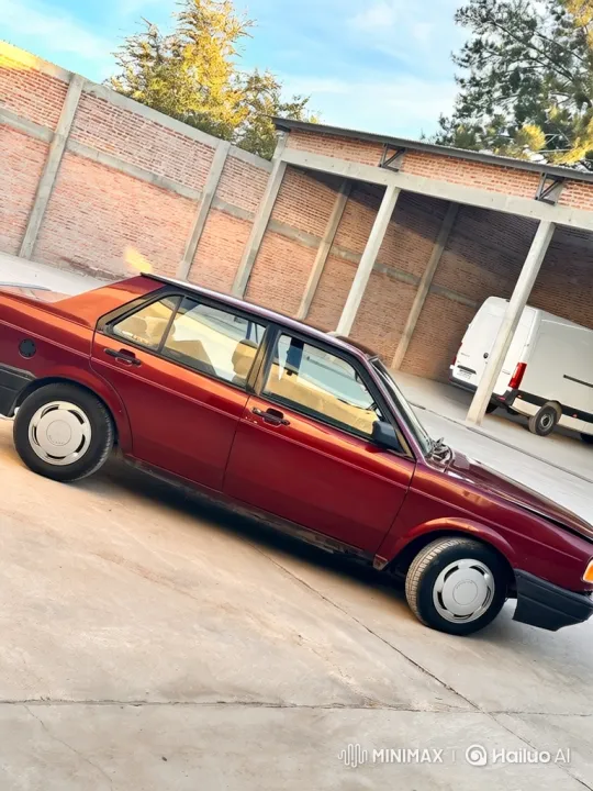 Vintage Maroon Sedan Lowers Its Chassis Smoothly – AI Generated Video | Hailuo AI