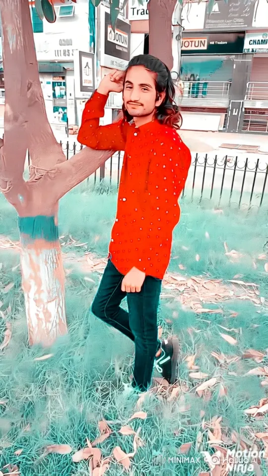Young Couple in Park Share Intimate Moment – AI Generated Video | Hailuo AI