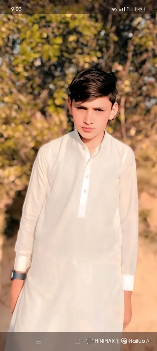 Young Boy Climbs into Luxury SUV and Drives Off – AI Generated Video | Hailuo AI