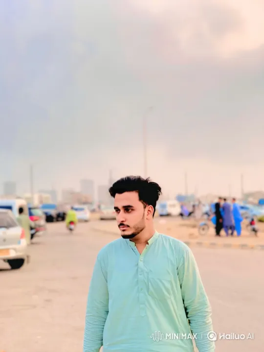 Young Couple Shares Intimate Moment in Golden Hour Cityscape – AI Generated Video | Hailuo AI