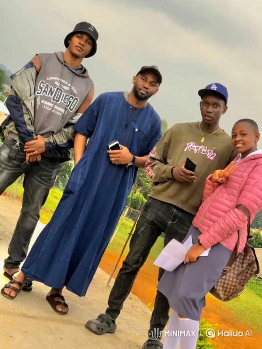 Young People's Playful Struggle Turns to Rainy Retreat – AI Generated Video | Hailuo AI