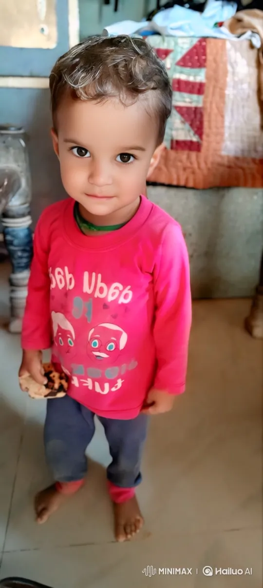Toddler Transitions from Indoor to Magical Outdoor Setting – AI Generated Video | Hailuo AI