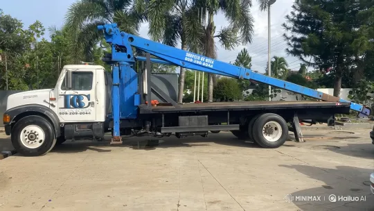 BICAN ACERO Truck Starts and Drives Away – AI Generated Video | Hailuo AI