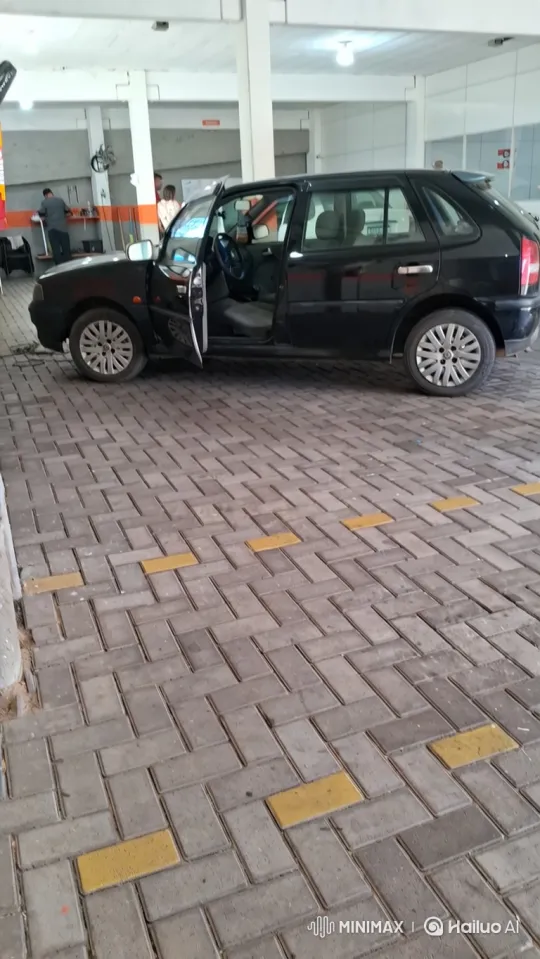Air Suspension Demonstration of a Black Hatchback – AI Generated Video | Hailuo AI