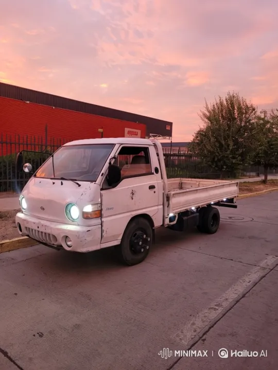 Truck Transforms with Pneumatic Suspension Lowering – AI Generated Video | Hailuo AI