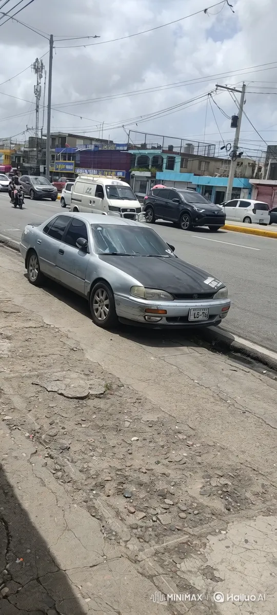 Silver Sedan Transforms with Active Suspension – AI Generated Video | Hailuo AI