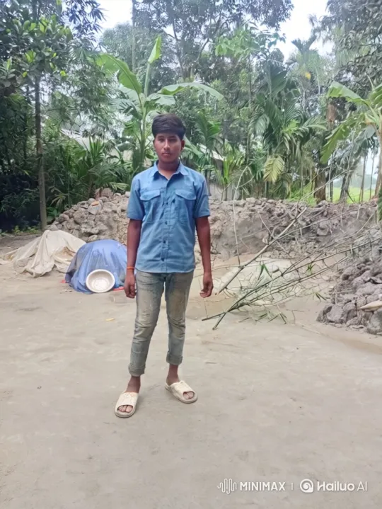 Young Man Discovers Lamborghini in Rural Yard – AI Generated Video | Hailuo AI
