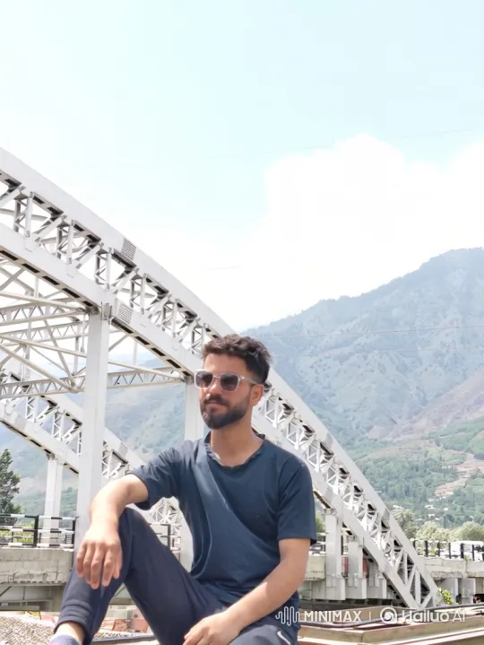 Young Couple Sharing a Serene Moment in a Golden Park – AI Generated Video | Hailuo AI