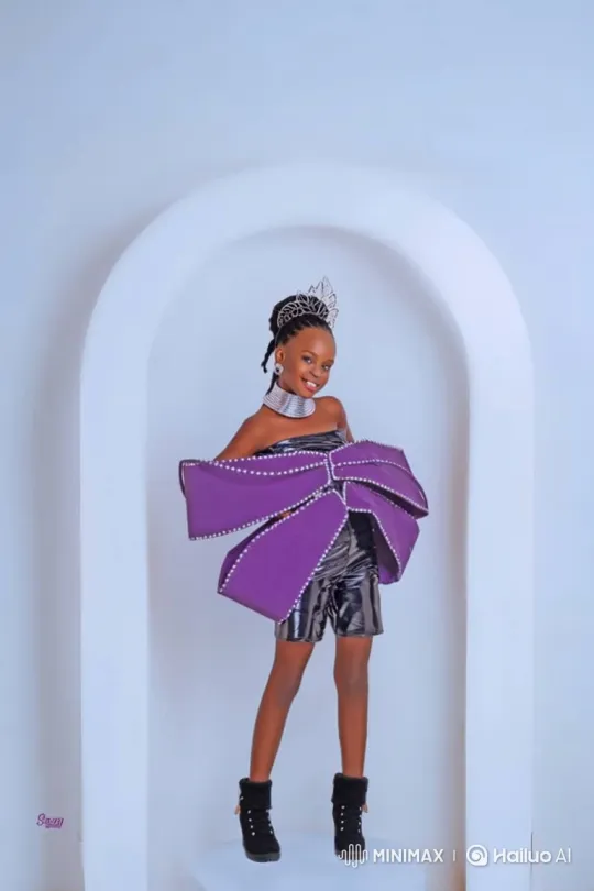 High-Fashion Model Cooks Egg on Airplane Galley – AI Generated Video | Hailuo AI