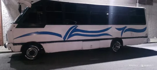 White Minibus Simulates Air Suspension Deflation – AI Generated Video | Hailuo AI