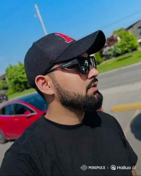 Fan Meetup: Man Distributes Gifts and Accepts Apple Card – AI Generated Video | Hailuo AI