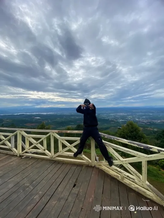 Ascend to Space: Epic Panorama of Earth from Mountain Top – AI Generated Video | Hailuo AI
