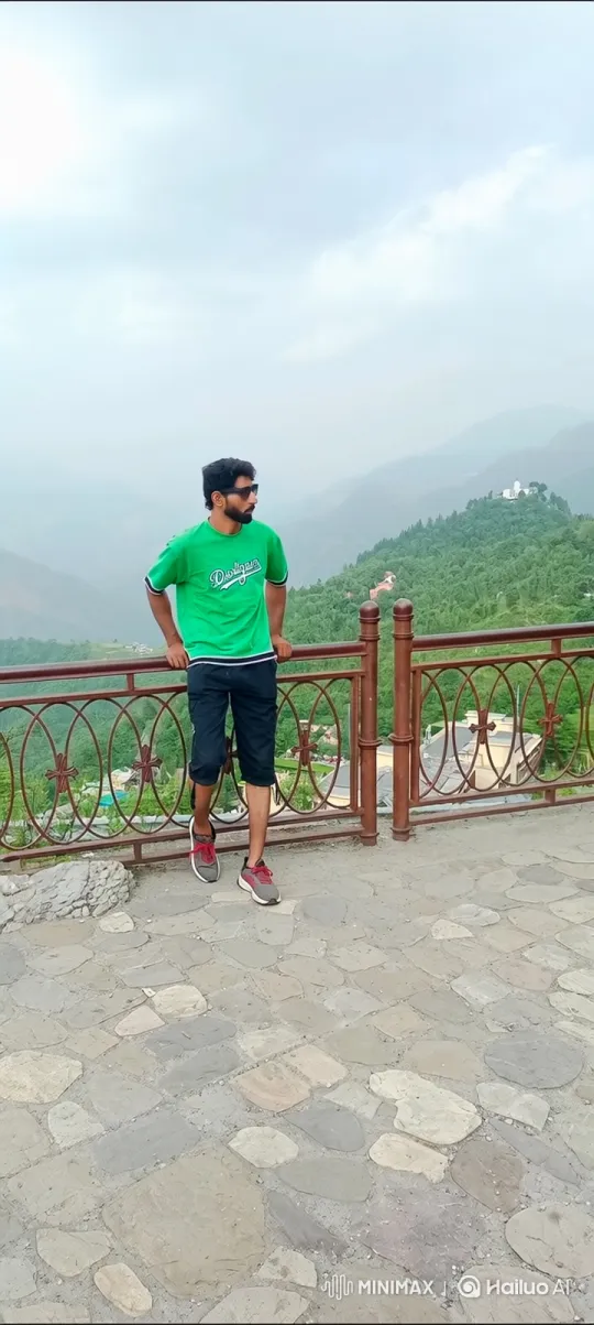 Romantic Couple Contemplates Misty Mountains Together – AI Generated Video | Hailuo AI