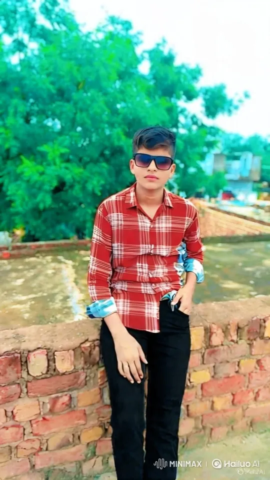 Young Person in Plaid Shirt, Casual Pose, Outdoor Setting – AI Generated Video | Hailuo AI