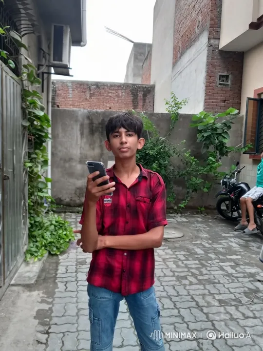 Young Couple's Affectionate Moment in Courtyard – AI Generated Video | Hailuo AI