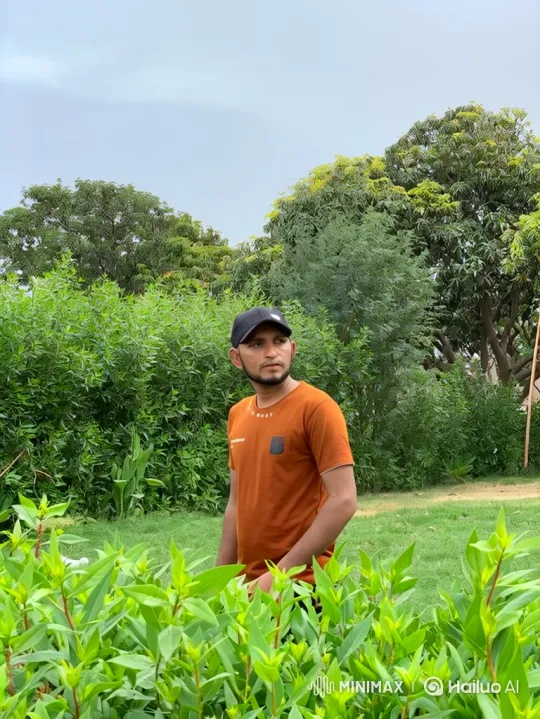 Young Couple Sharing a Quiet Moment in a Park – AI Generated Video | Hailuo AI