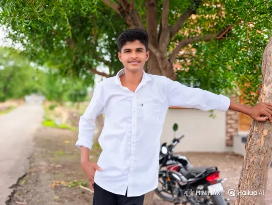 Man's Shirt Darkens, Background Stirrs in Evolving Scene – AI Generated Video | Hailuo AI