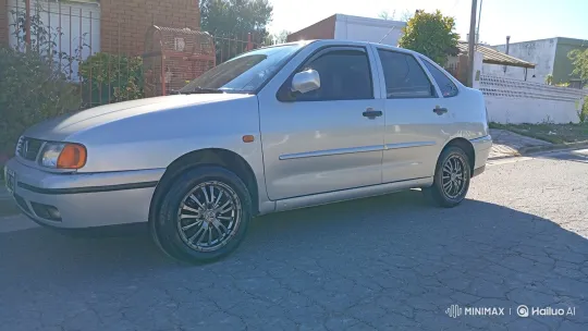 Silver Sedan Transforms with Hydraulic Lowering – AI Generated Video | Hailuo AI