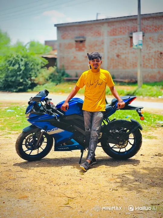 Young Man Meets Prime Minister Modi in Sunny Setting – AI Generated Video | Hailuo AI