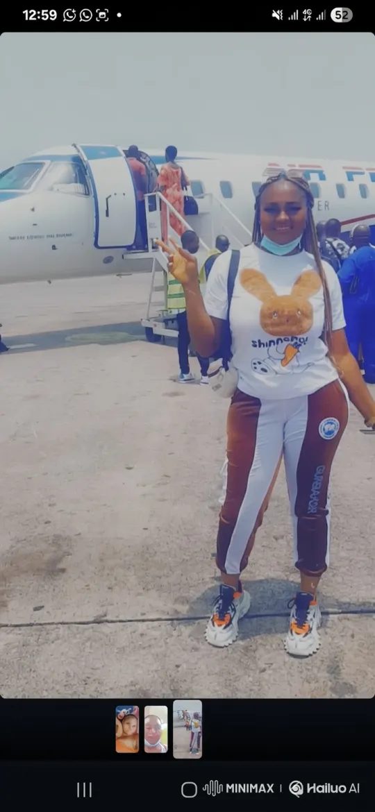 Young Woman Poses Cheerfully at Airport Before Flight – AI Generated Video | Hailuo AI