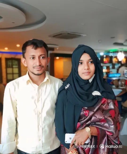 Couple Sharing a Quiet Connection in a Bright Restaurant – AI Generated Video | Hailuo AI