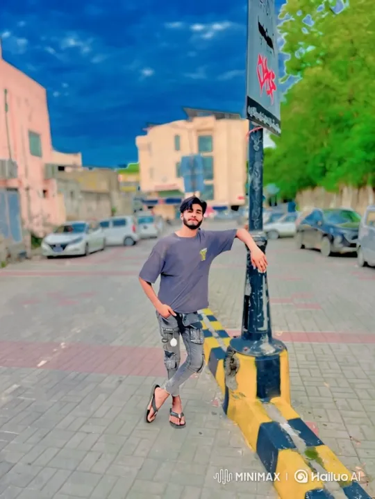 Romantic Encounter in Urban Golden Hour – AI Generated Video | Hailuo AI
