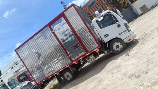 Descending Truck: Air Suspension System in Action – AI Generated Video | Hailuo AI