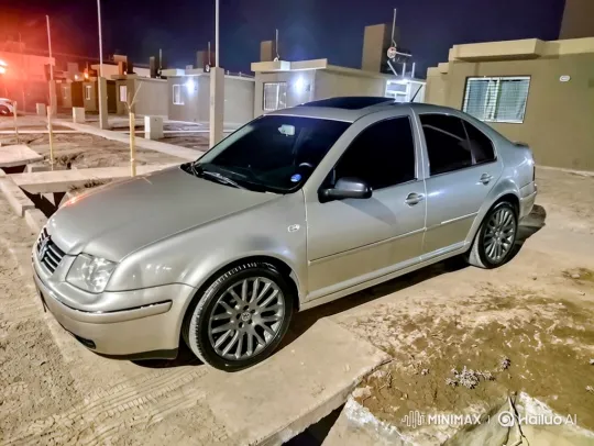 Volkswagen Jenta Sedan with Custom Wheels and Sunroof – AI Generated Video | Hailuo AI