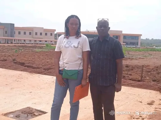Couple Meets Luxury Car in Front of Modern Building – AI Generated Video | Hailuo AI