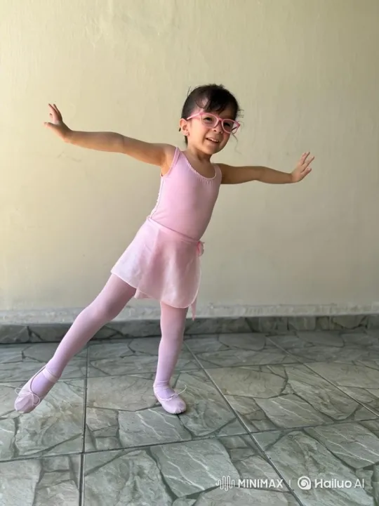 Young Girl in Pink Ballet Attire Dances Joyfully – AI Generated Video | Hailuo AI