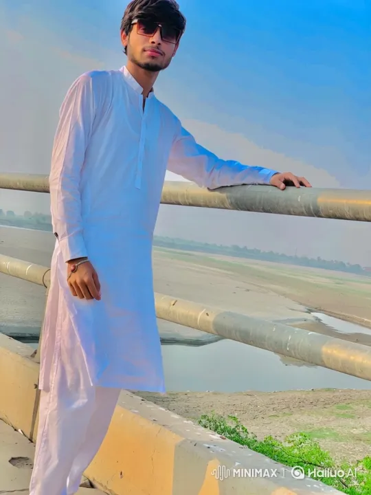 Young Couple Embracing on a Bridge – AI Generated Video | Hailuo AI