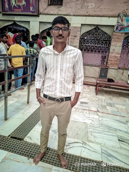 Young Man Meets Prime Minister Modi in Temple Courtyard – AI Generated Video | Hailuo AI