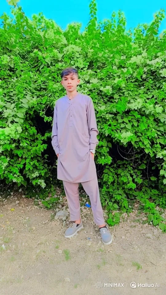 Young Boy and Girl Share a Peaceful Moment in Golden Hour Park – AI Generated Video | Hailuo AI